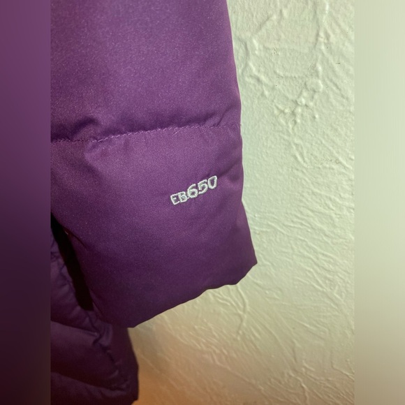 Eddie bauer Burgundy Puffer Coat - Picture 6 of 11